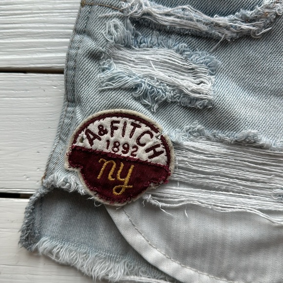 Abercrombie & Fitch Festival High Rise Short Button Fly Patch size 26/2 - Picture 5 of 5